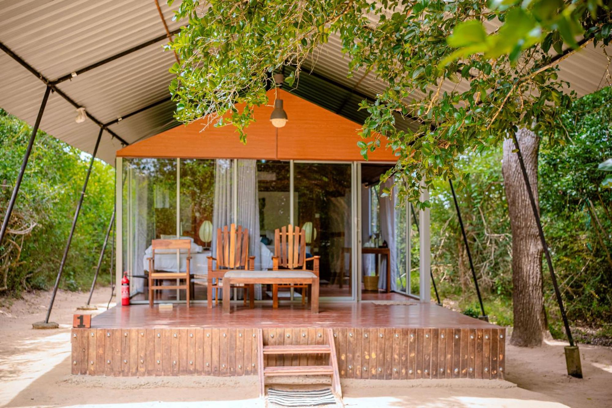 Lowin Yala Exterior foto